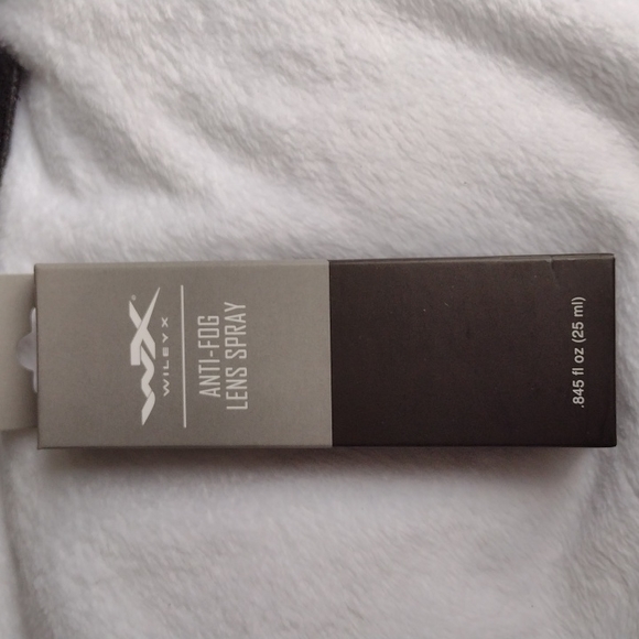 Wiley X Sunglasses  with anti fog lens spray - Picture 7 of 8